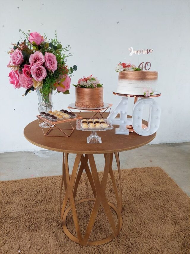 Decoração de aniversário feminino simples e barato +60 ideias