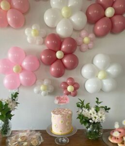 Decoração de aniversário feminino simples e barato +60 ideias